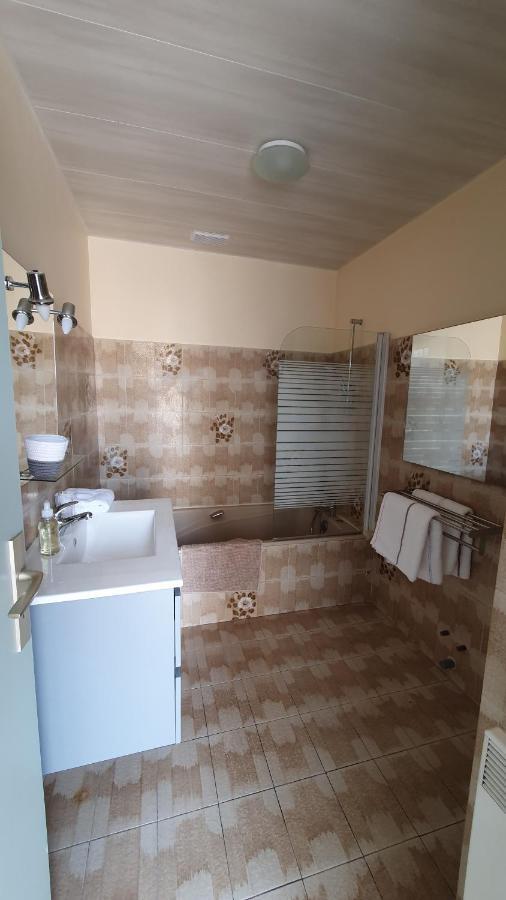 Appartement La Tour Du Sel Aigues-Mortes Eksteriør billede
